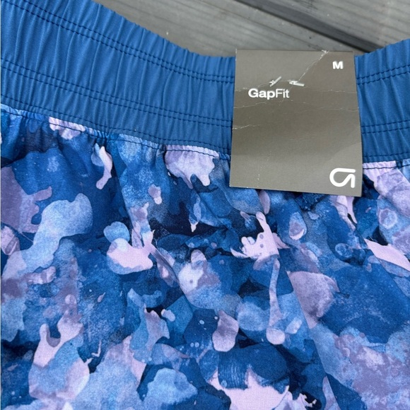 NWT - Gap Fit Running Shorts - Blue Watercolor Print - size medium - Picture 2 of 10